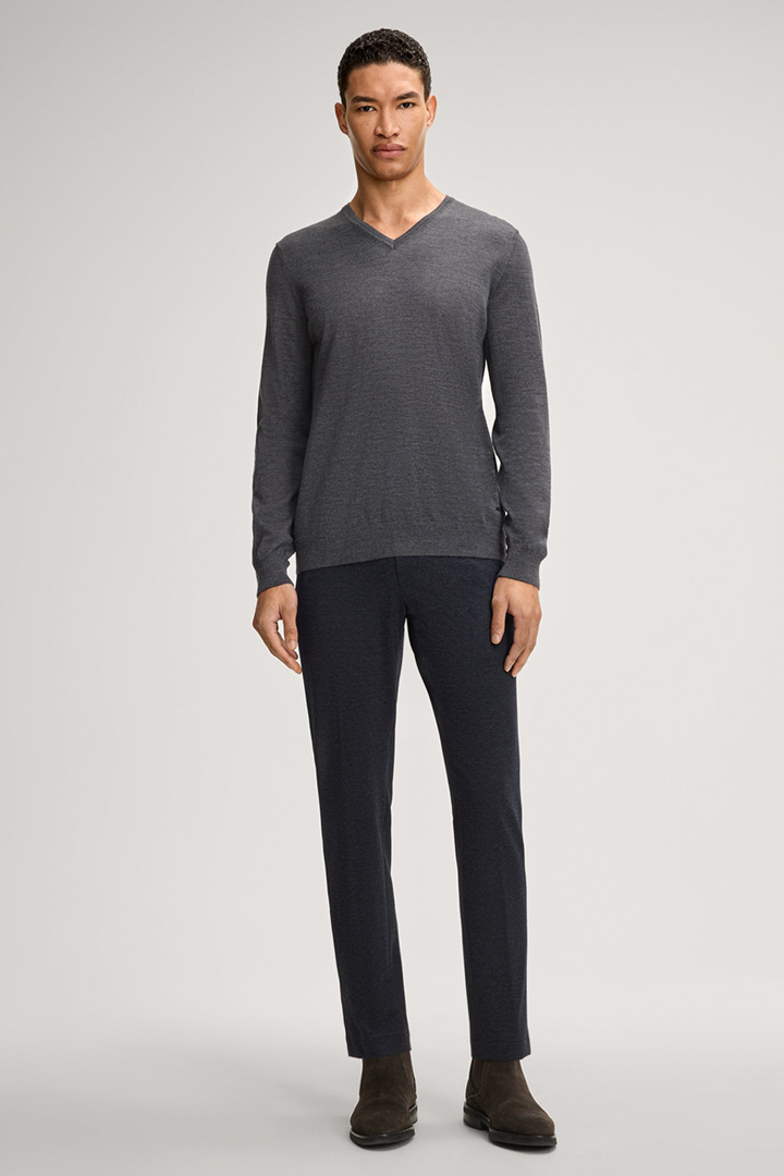 Damien Merino Wool Jumper in Anthracite