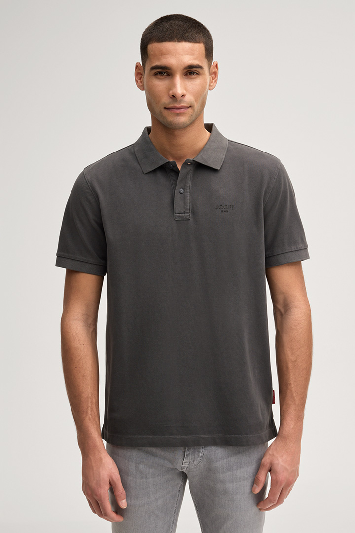 Leads to product detail page "Ambrosian Polo Shirt in Black"
