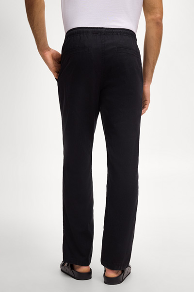 Russell jogging bottoms in black