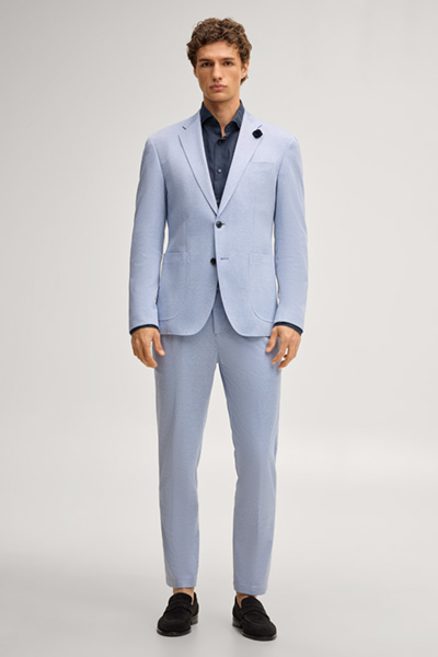 Führt zu Produktdetailseite „Bundfaltenhose Lester in Hellblau"