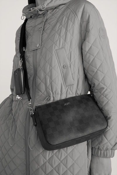 Cortina Piazza Jasmina Shoulder Bag in Brown