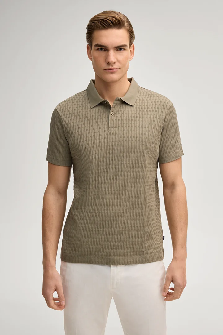 Leads to product detail page "Jorge polo shirt in structured khaki"