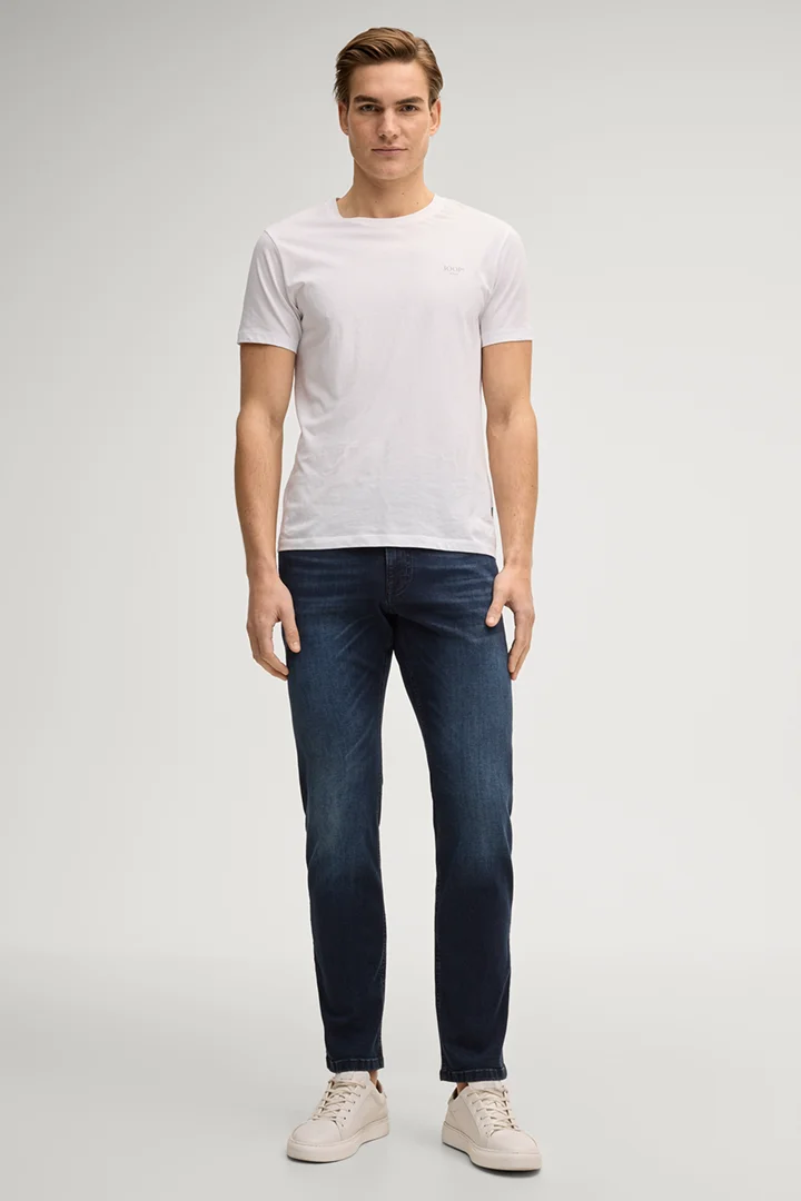 Leads to product detail page "Fortres Jeans in Original Dark Blue"