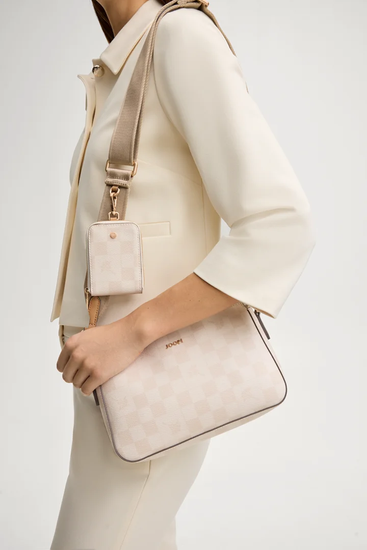 Leads to product detail page "Schultertasche Cortina Piazza Jasmina in Ecru"