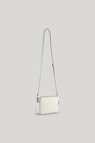 Leads to product detail page "Cuore lettera susan shoulder bag in white"