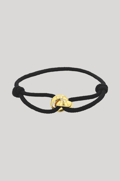 Führt zu Produktdetailseite „Armband mit Logo-Anhänger in Schwarz/Gold"
