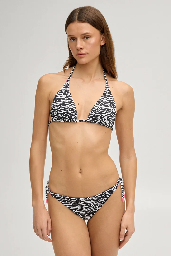 Leads to product detail page "Triangle bikini top in black/white tiger print"