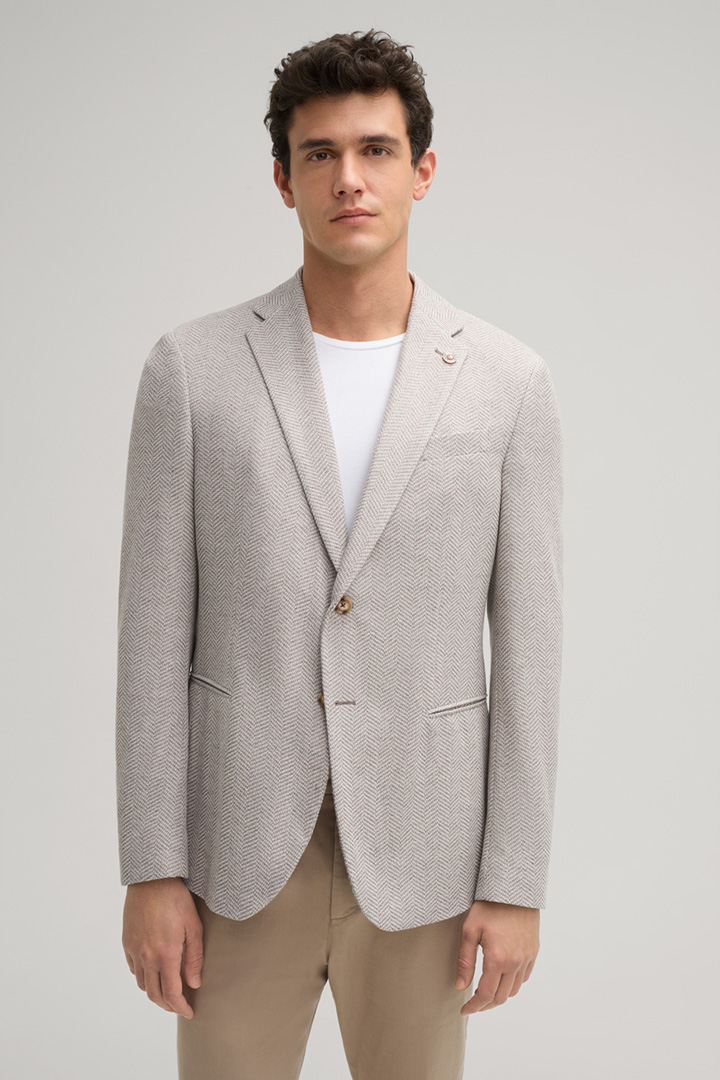 Hawksley Knitted Jacket in a Light Beige/Off-white Pattern