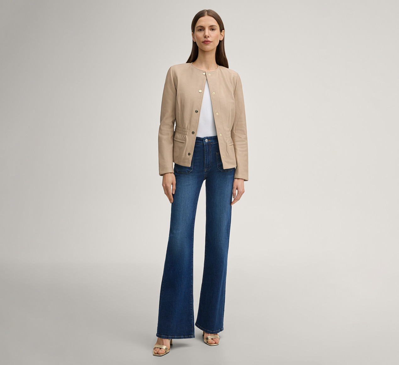 JOOP! präsentiert das Produkt Lederjacke Linda in Beige aus der Kategorie Leder