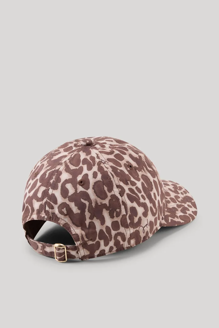 Leads to product detail page "Cap Anahi in leopard print in beige/brown"