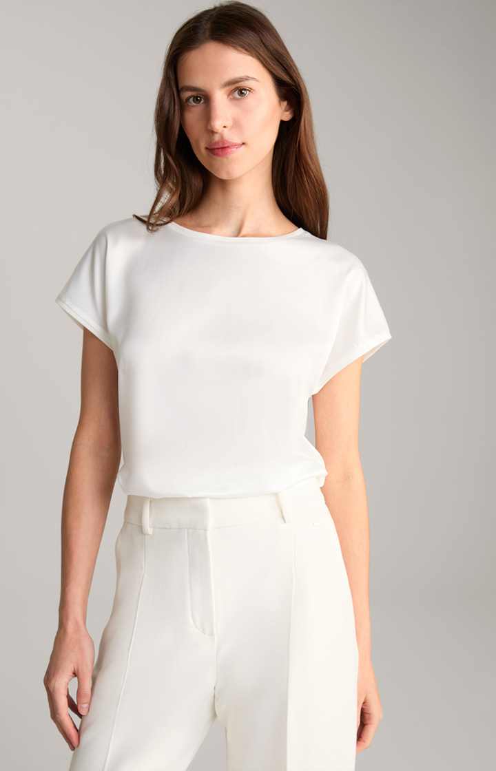Blouse Shirt in Off-white