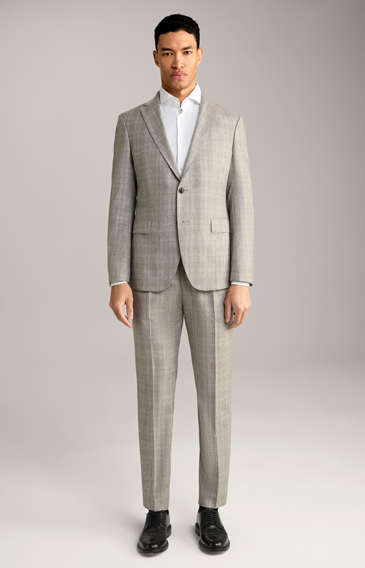 Howlin-Bennet Suit in Light Beige Pattern