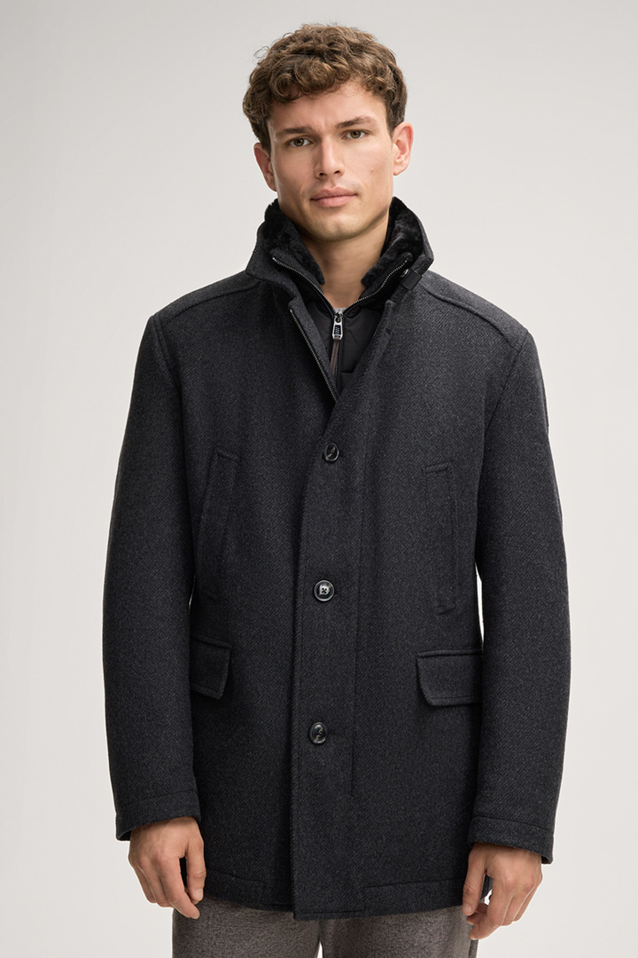 Leads to product detail page "Gary Wool Jacket in Dark Grey"