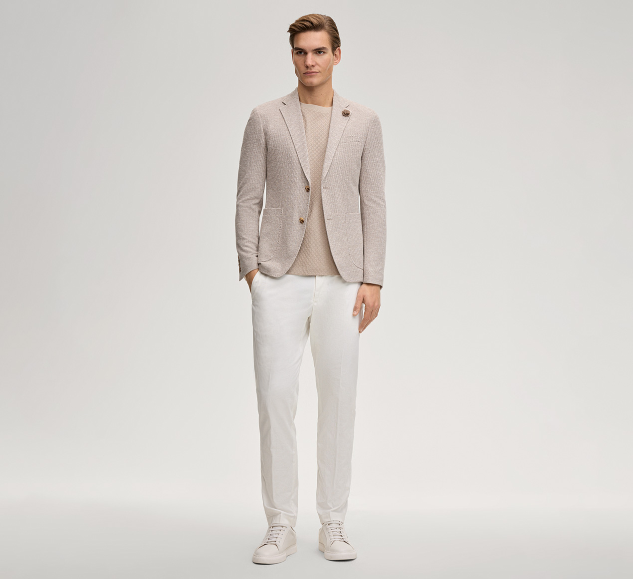 JOOP! präsentiert das Produkt Sakko Hoverest in Beige aus der Kategorie Sakkos