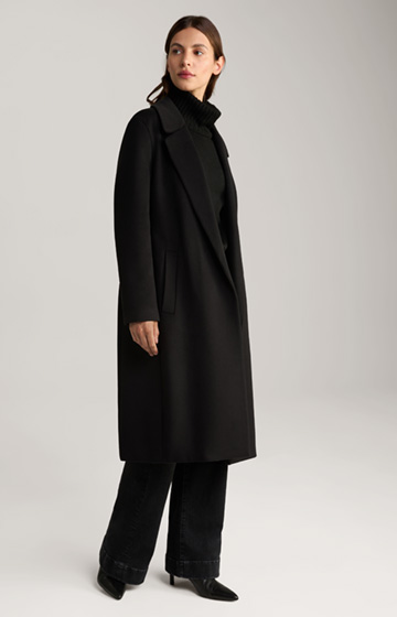 Coat in Black