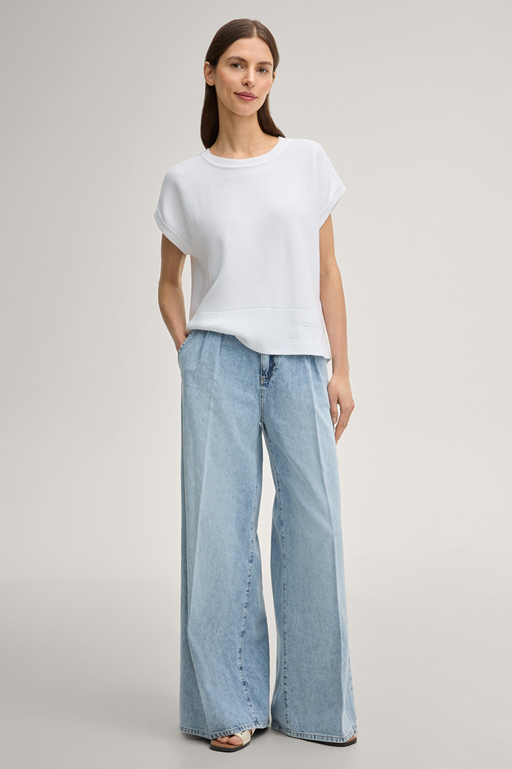 Führt zu Produktdetailseite „Strickshirt Kada in Weiß"