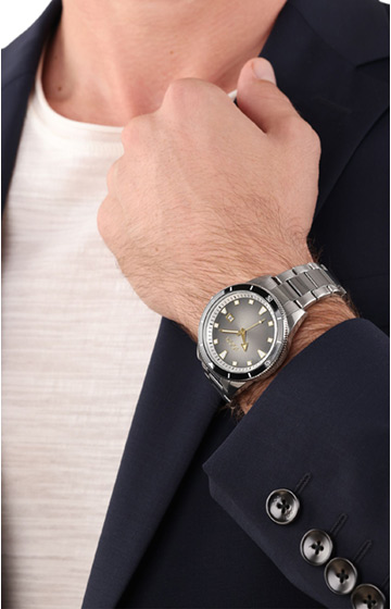 Herren-Armbanduhr in Silber/Anthrazit