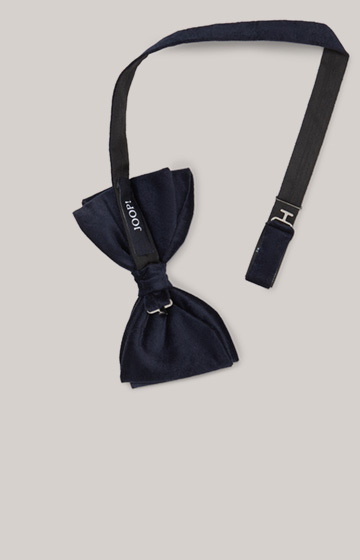 Velvet Bow Tie in Dark Blue