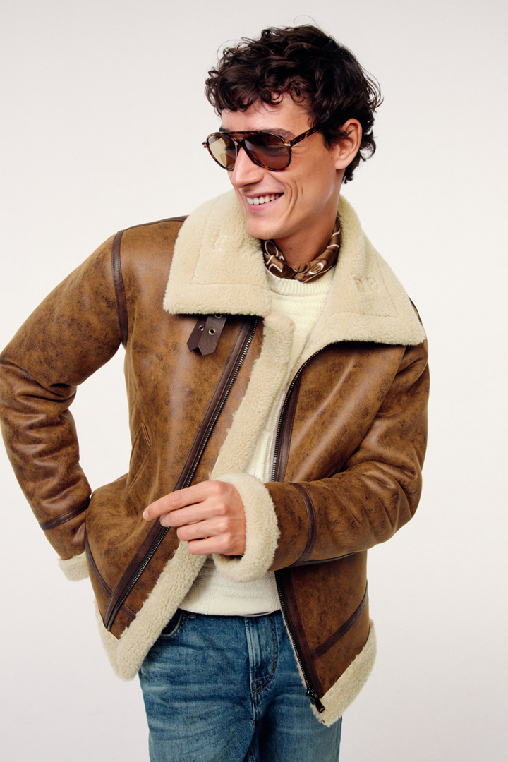 Leads to look detail page “Shop the Look”