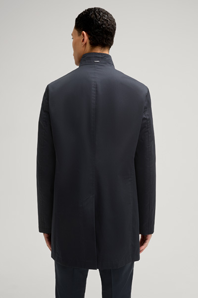 Finus Coat in Navy