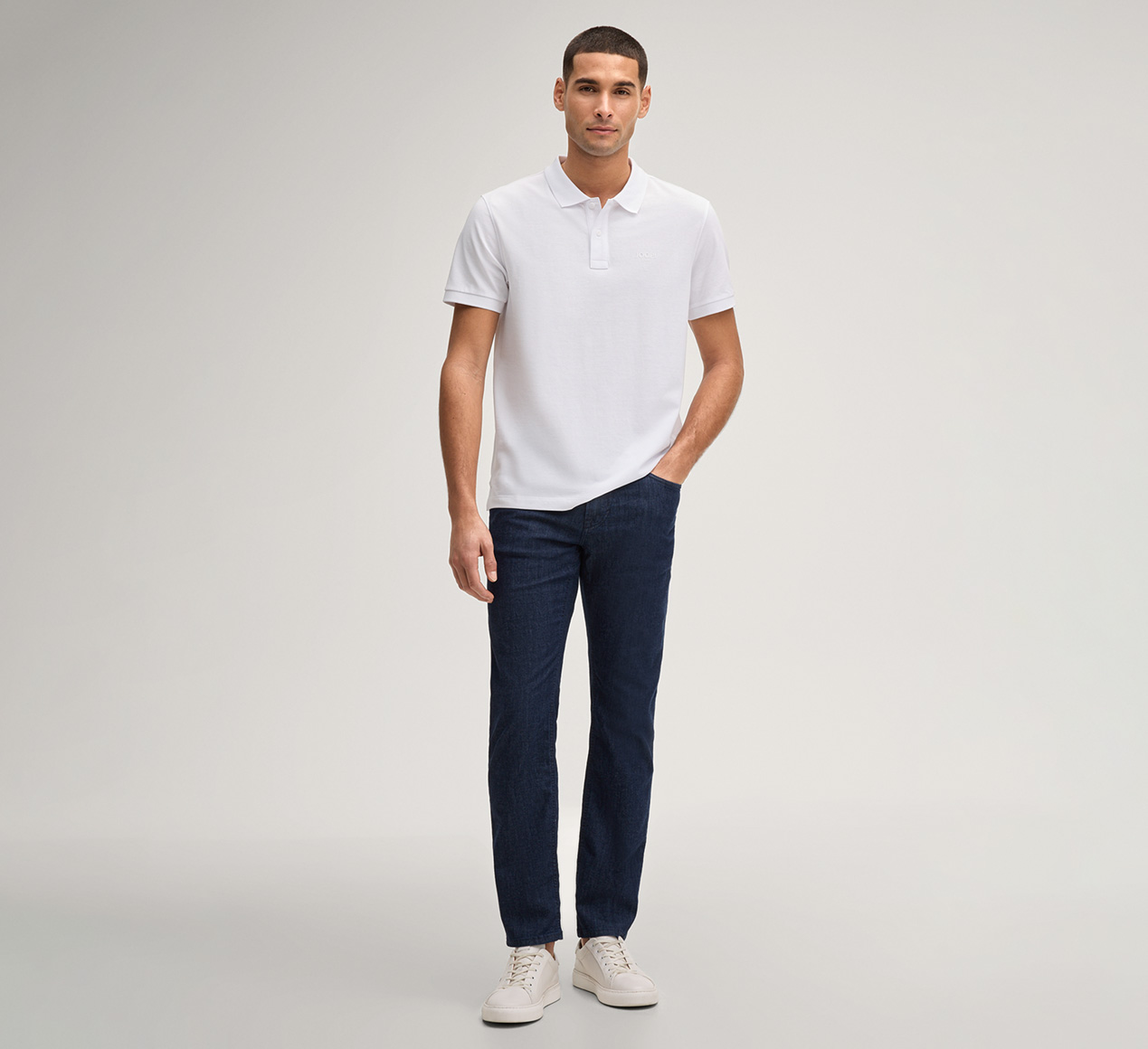 JOOP! präsentiert das Produkt Sommer Denim Mitch in Navy aus der Kategorie Jeans