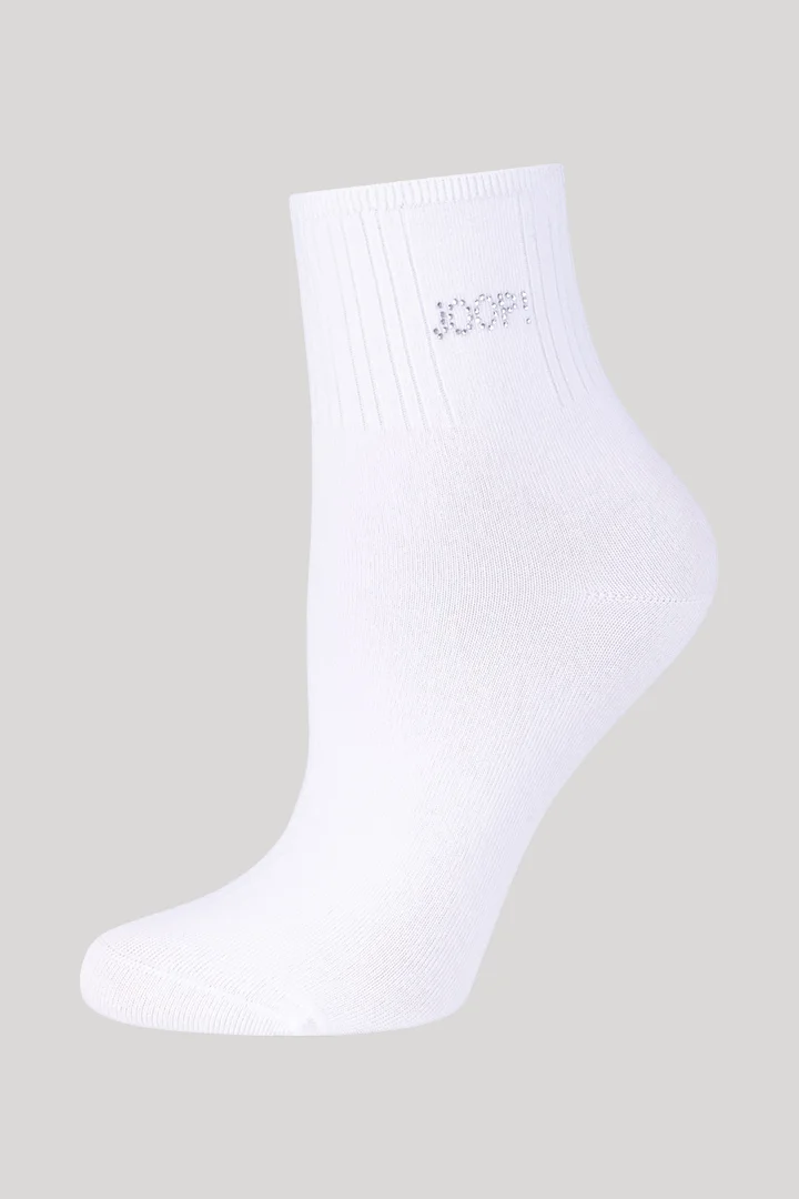 Leads to product detail page "2-pack of socks: for your daily glam in white"