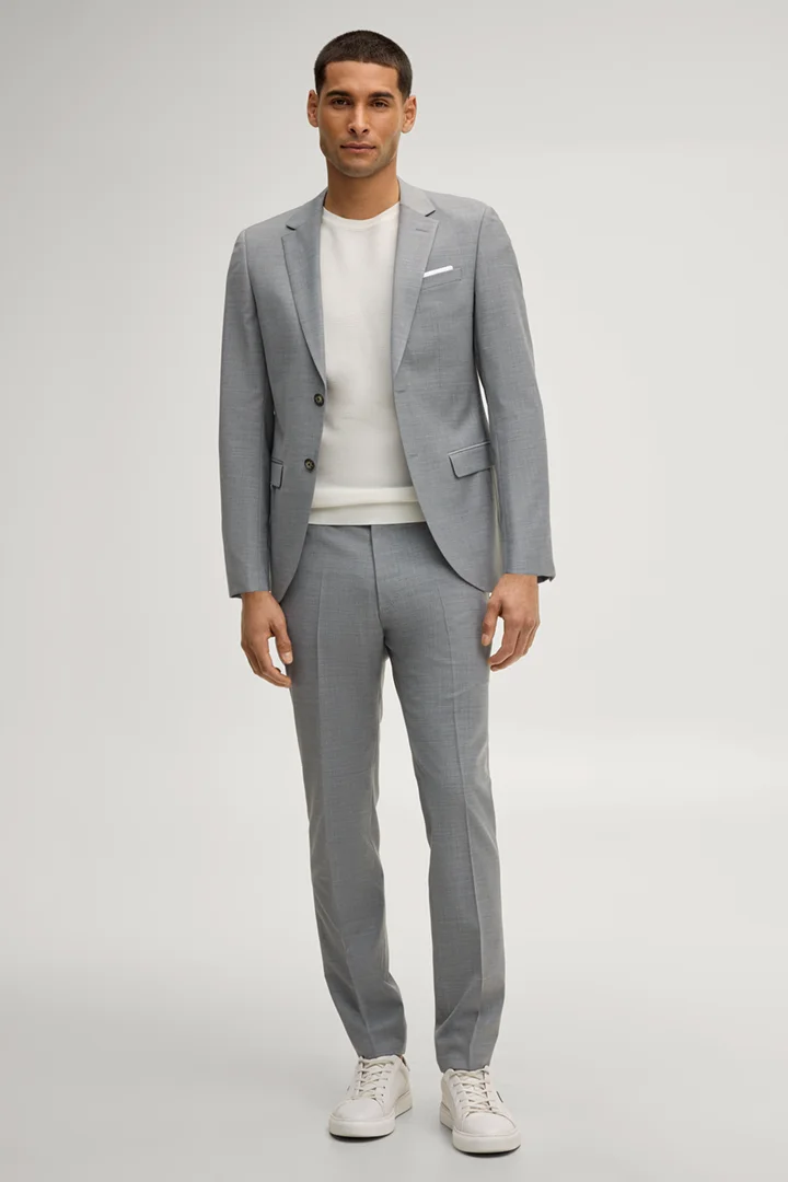 JOOP! präsentiert das Produkt Anzug Damon Gun in Hellgrau aus der Kategorie Anzüge
