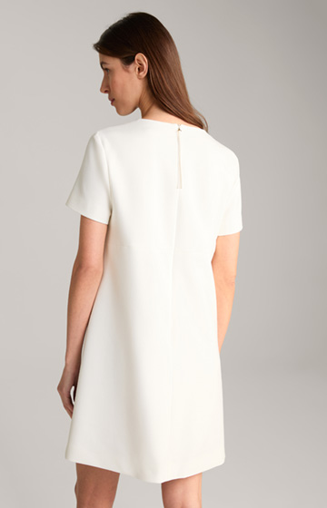 Kleid in Creme