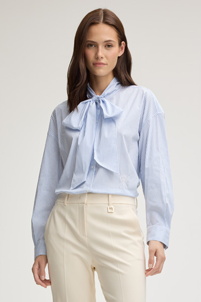Benina Pussybow Blouse in Light Blue/White Stripes