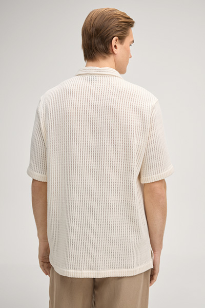 Kawan short-sleeved shirt in off-white textured fabric