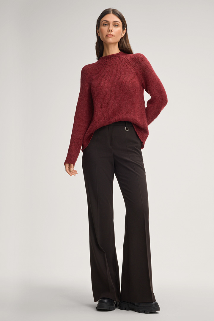 Leads to product detail page "Kara Knitted Pullover in Bordeaux"