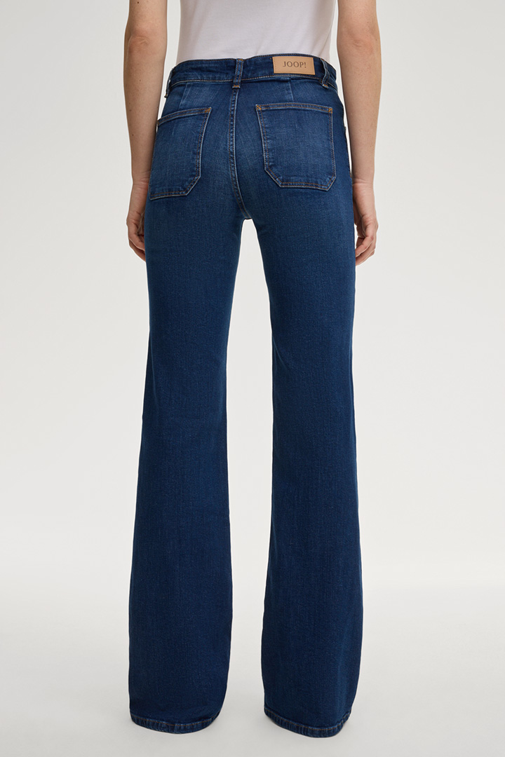 Elea High-waisted Jeans in Mid Blue, washed