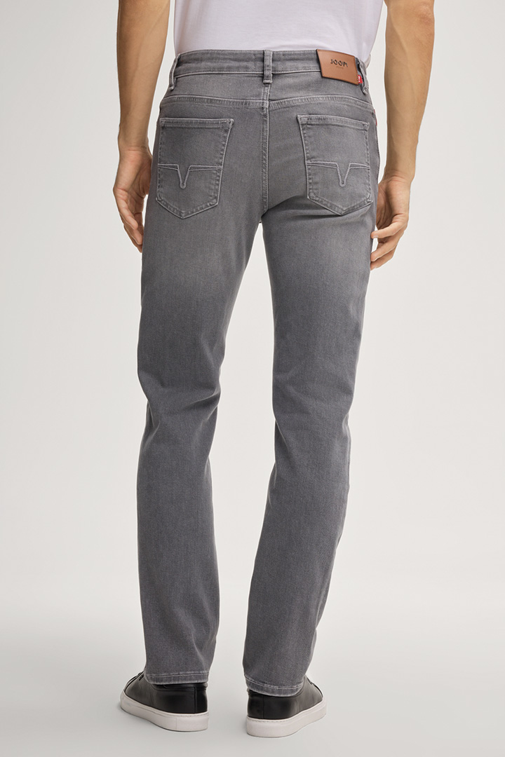 Mitch Jeans in Grey/Red