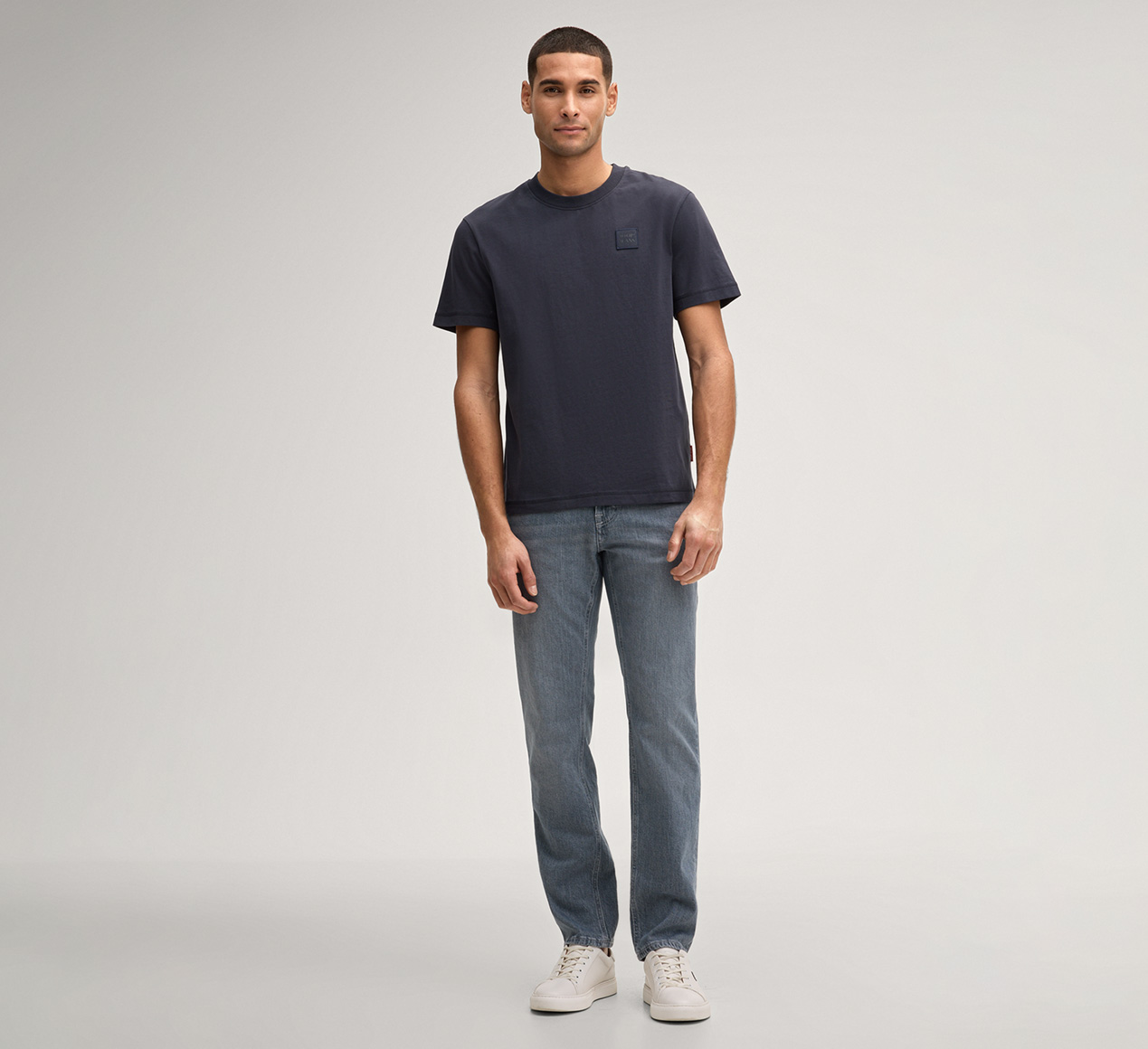 JOOP! presents the product T-shirt Lei in navy from the category T-Shirts & Sweatshirts