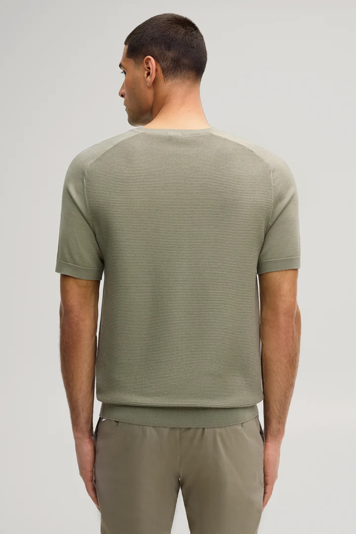Führt zu Produktdetailseite „Strickshirt Vitor in Khaki"