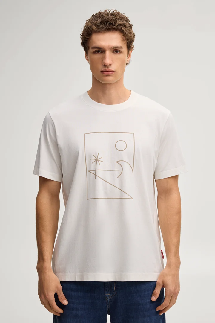 Leads to product detail page "Makoa T-shirt in off-white with a pattern"