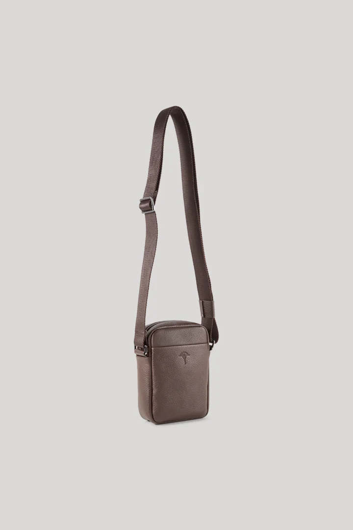 Leads to product detail page "Cardona Rafael shoulder bag in dark brown"