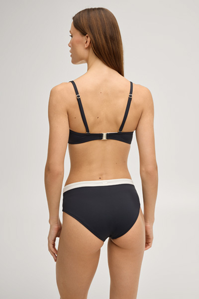 Bandeau bikini top in black