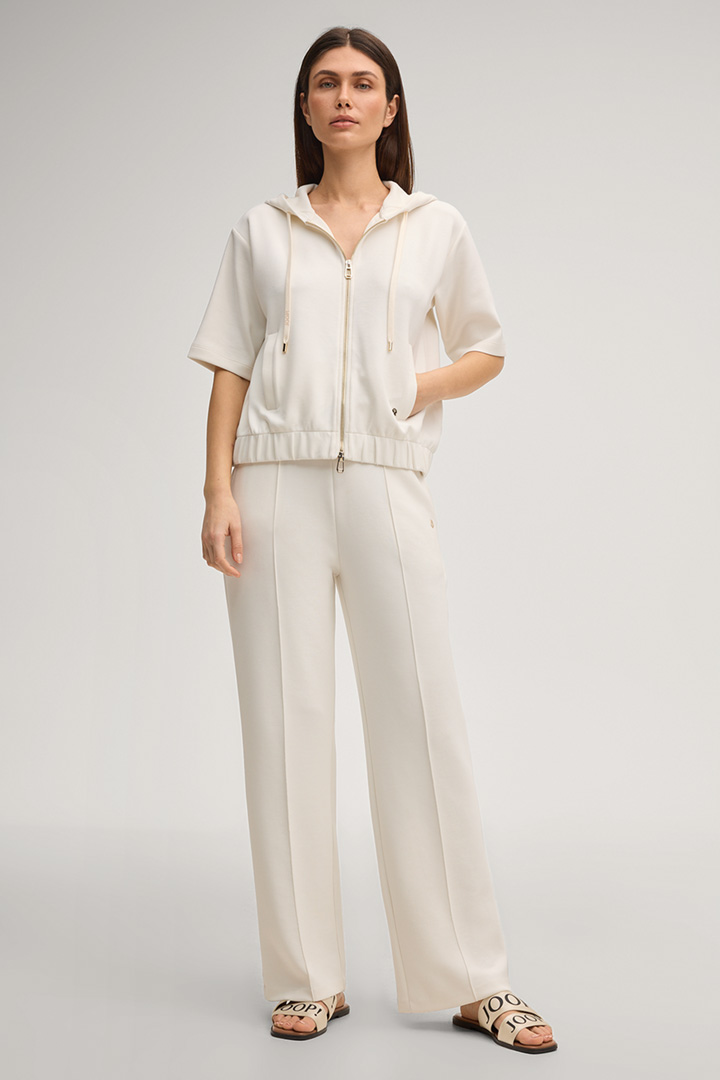 Leads to look detail page “Shop the look: Off-white sweat suit”