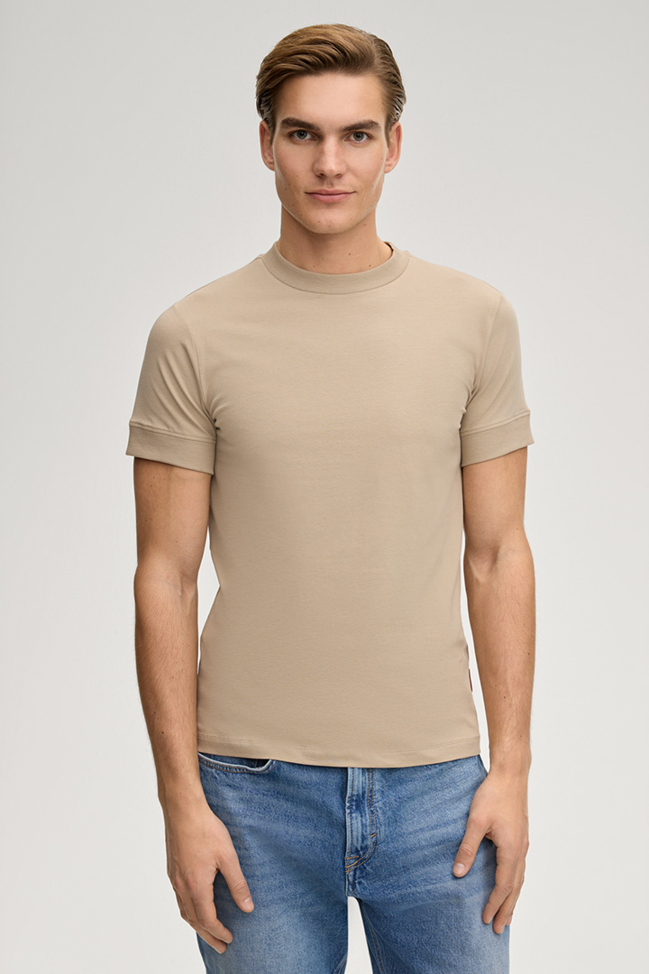 Führt zu Produktdetailseite „T-Shirt Cedric in Beige"