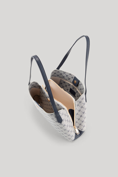 Leads to product detail page "null"