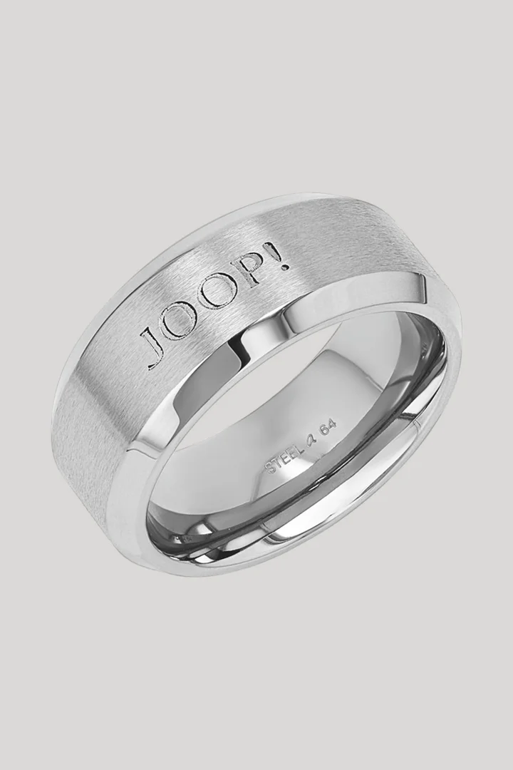 Leads to product detail page "Stainless steel ring in silver"