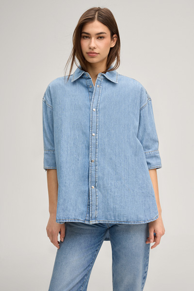 Uma denim blouse in light blue denim