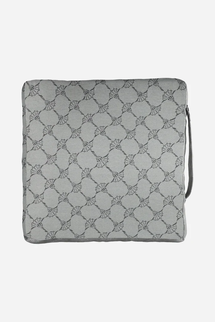 Führt zu Produktdetailseite „Boxkissen JOOP! OUTDOOR CUSHION CORNFLOWER RELAX in Stein, 40 x 40 cm"