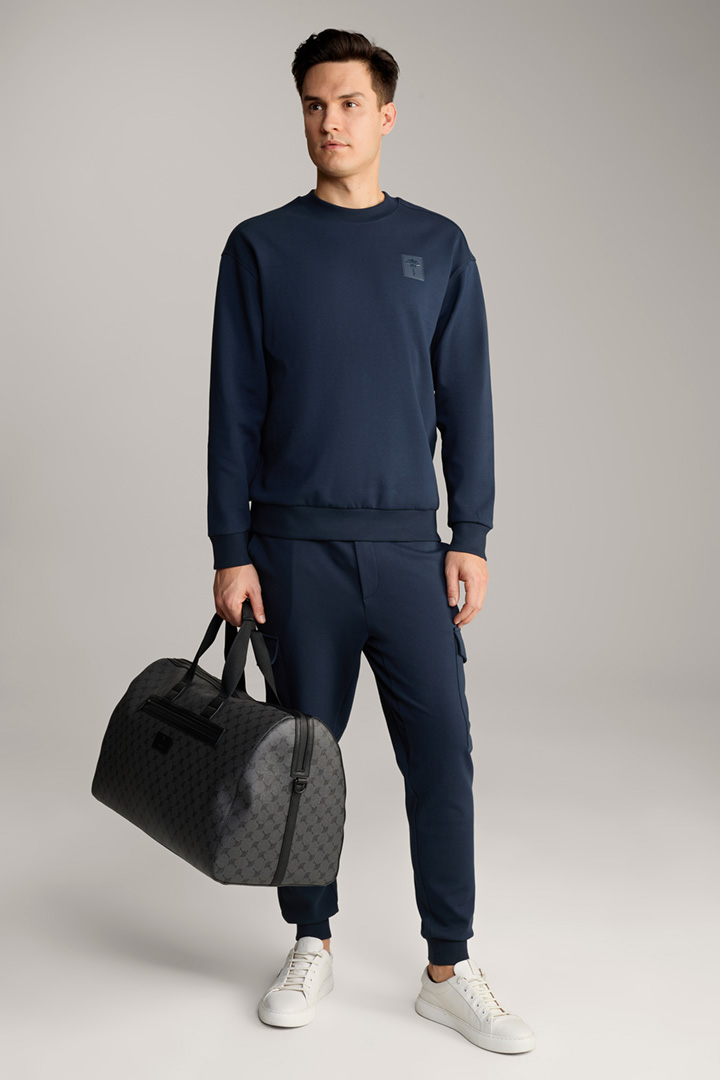 Balram Travel Sweatshirt in Navy