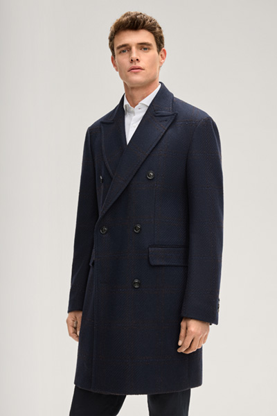 Mantel Richborne in Navy