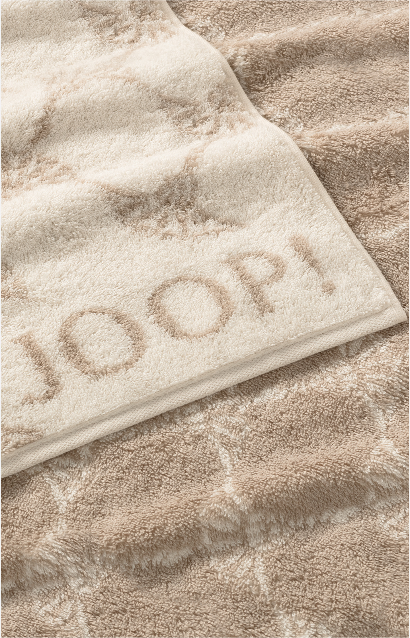 JOOP! CLASSIC CORNFLOWER Towel in Cream - in the JOOP! Online Shop