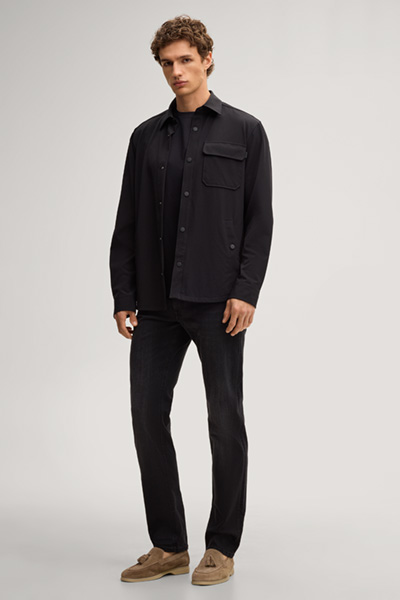 Leads to product detail page "Knox overshirt in black"