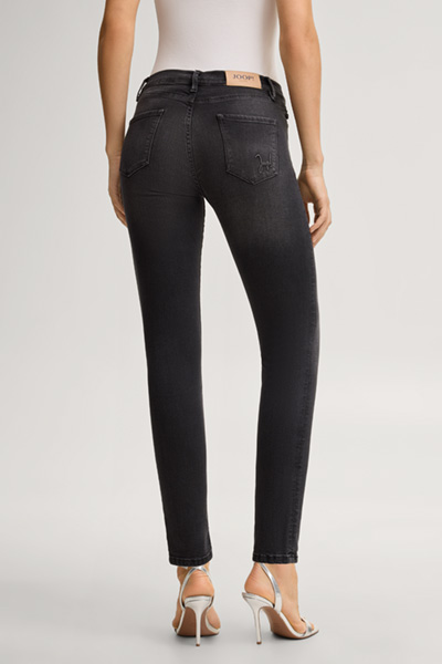 Führt zu Produktdetailseite „Slim Jeans Sol, mittlerer Bund"