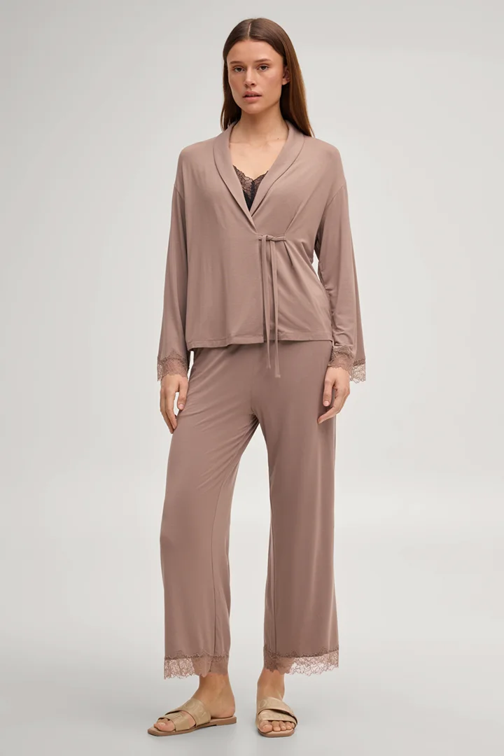 Leads to product detail page "Grace loungewear trousers in brown"